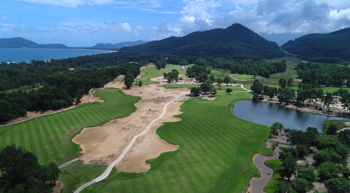 Sân golf Laguna Lăng Cô- Laguna Lang Co Golf Course 2