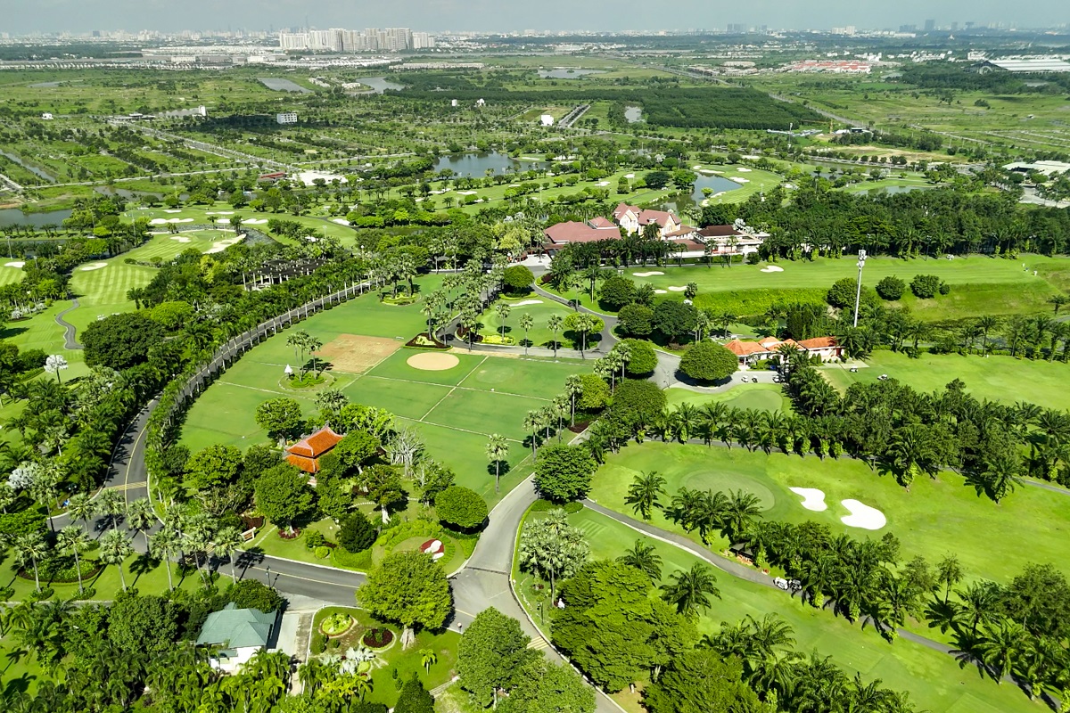 Đặt sân gôn Long Thành - Long Thanh Golf Resort 4