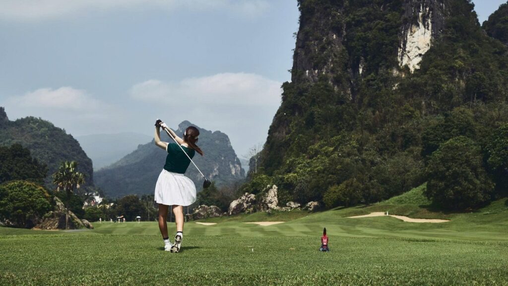 Sân golf Phoenix - Phoenix Golf Resort 4