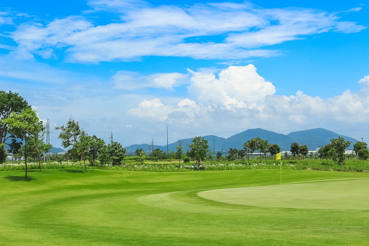 Đặt sân gôn Châu Đức- Sonadezi Chau Duc Golf Course 3