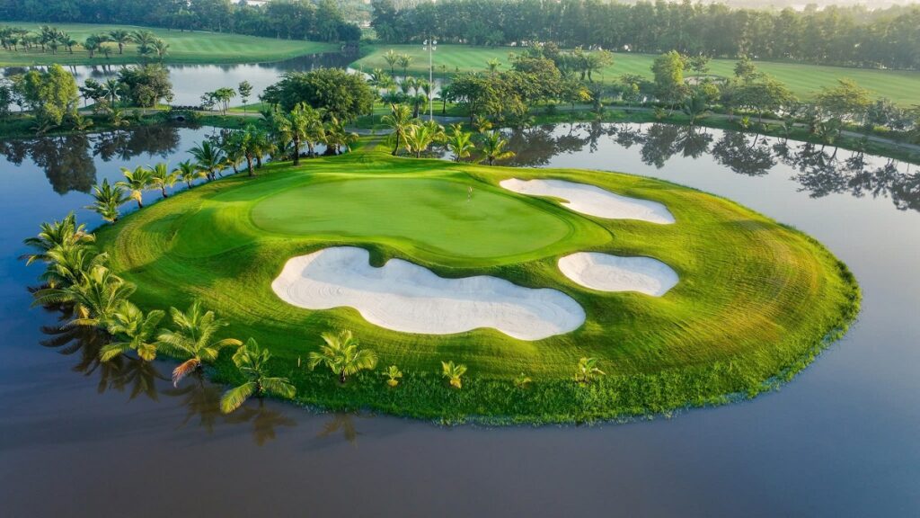 West Lakes Golf & Villas 3