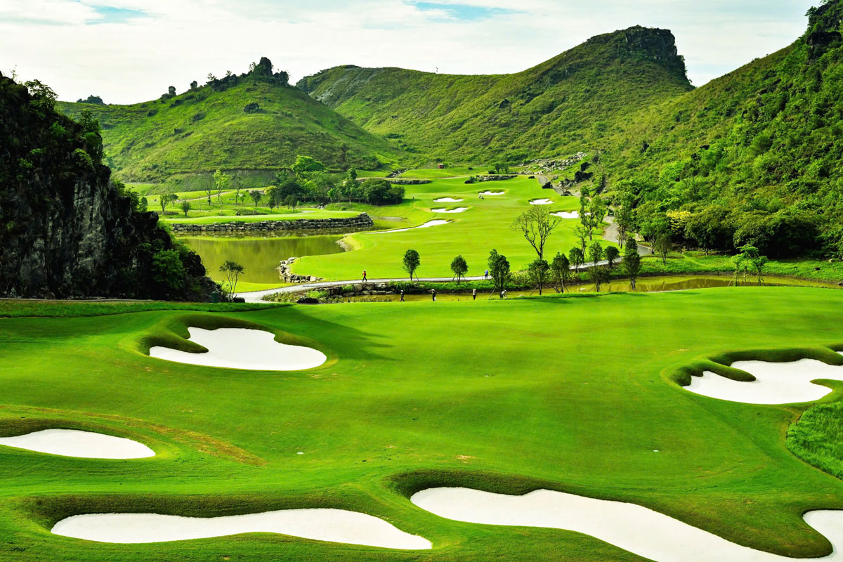 Sân golf miền Nam 13