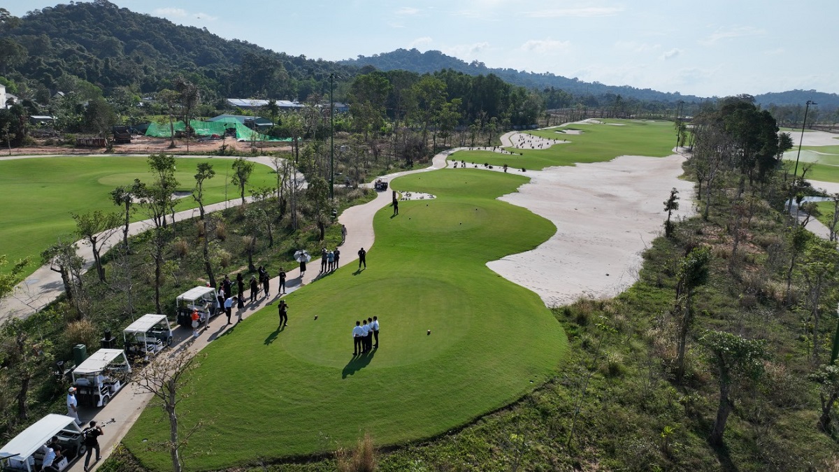 Sân golf miền Nam 17