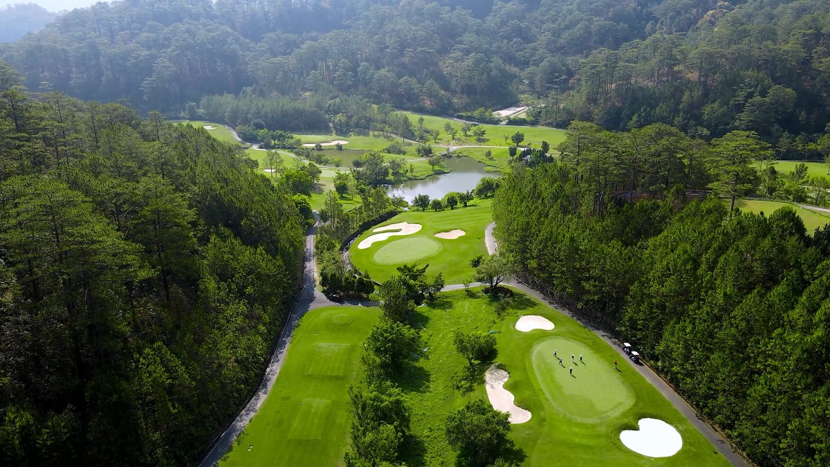 Sân golf miền Nam 3