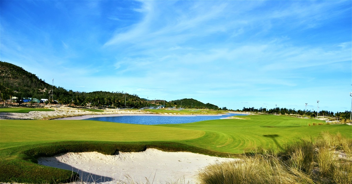 Sân golf miền Trung 13