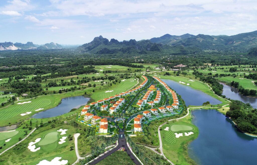 COMBO STAY & PLAY HÀ NỘI - SKY LAKE 2