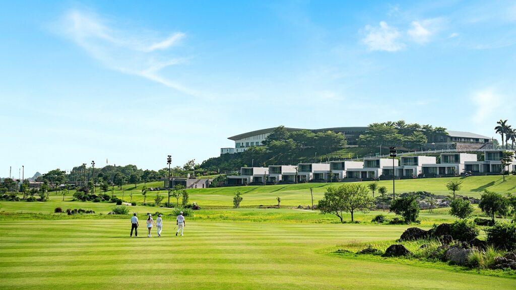 Combo Stay & Play Ninh Bình Royal Golf Club 2N1D1R 3