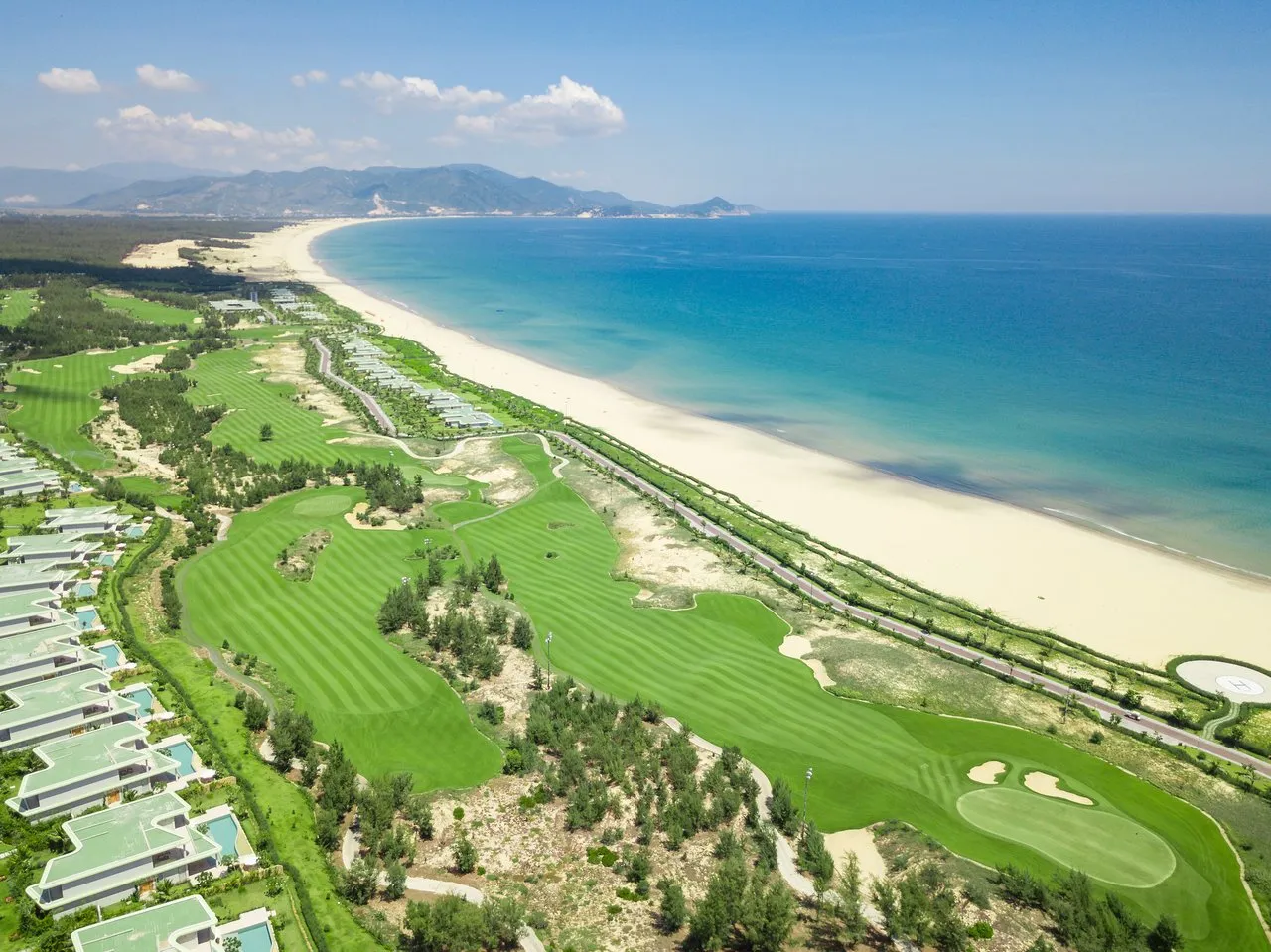 Booking tour golf tại Hà Việt Tours & Events 2